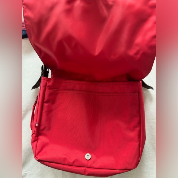 Ralph Lauren Y2K Messenger Bag Crossbody strap Red-fits IPads/Laptops - Picture 6 of 8